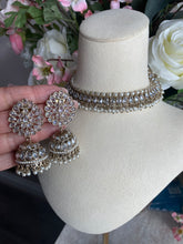 Load image into Gallery viewer, Antique Indian jumaka| Bridal Indian Necklace Jewelry Set