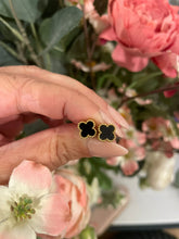 Load image into Gallery viewer, Clover Stud Earrings