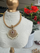 Load image into Gallery viewer, Indian Wedding Jewellery Antique gold | Necklace set choker earrings
