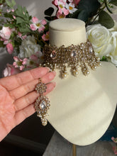 Load image into Gallery viewer, Antique Indian Polki| Bridal Indian Necklace Jewelry Set
