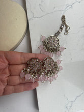 Load image into Gallery viewer, Raakhi Antique Indian Polki| Bridal Indian Necklace Jewelry Set
