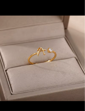 Load image into Gallery viewer, Initial Ring | Personalised Letter Ring
