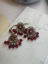 Load image into Gallery viewer, Raakhi Antique Indian Polki| Bridal Indian Necklace Jewelry Set
