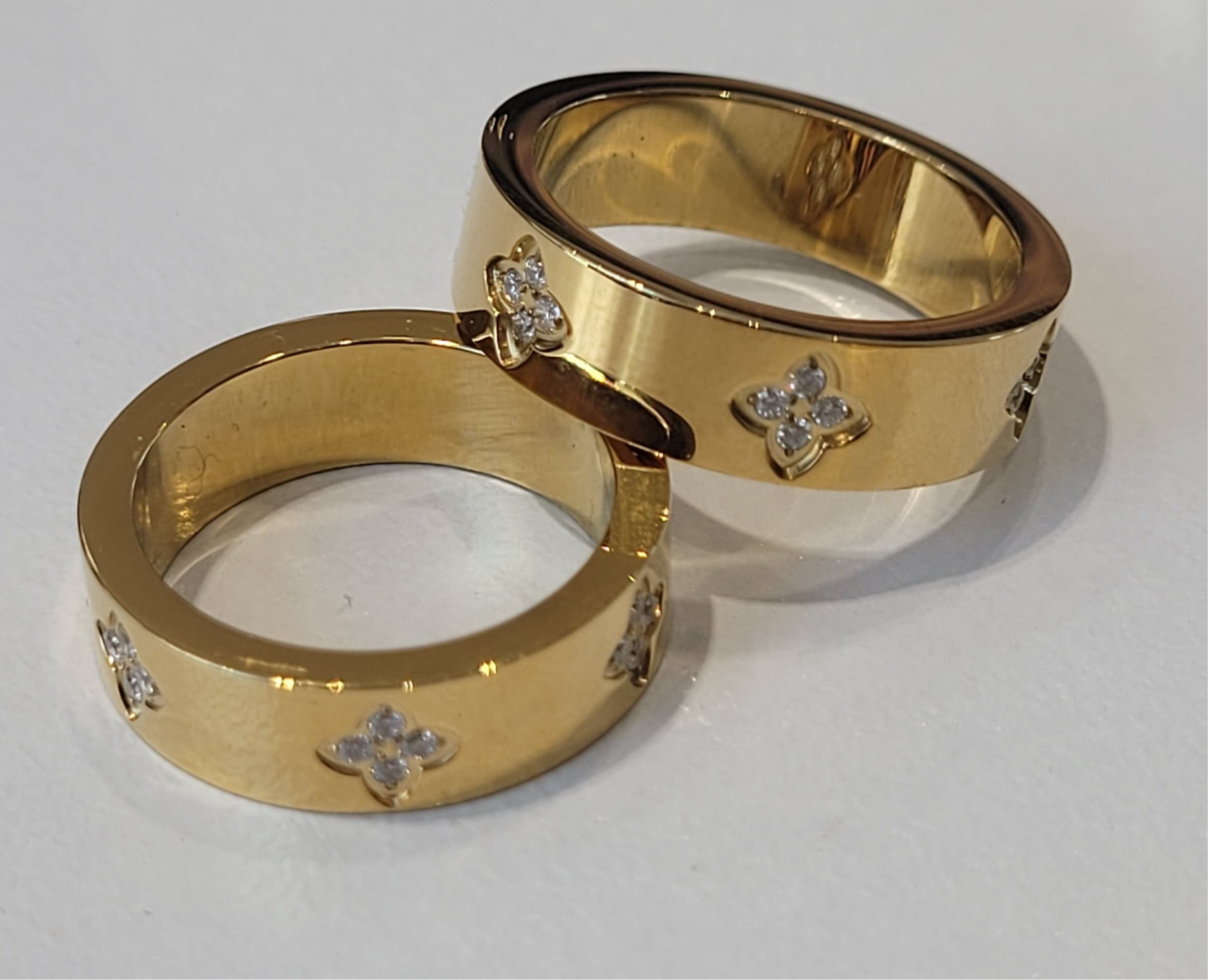 Clover Moissanite Ring