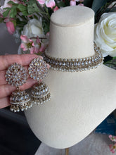 Load image into Gallery viewer, Antique Indian jumaka| Bridal Indian Necklace Jewelry Set
