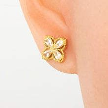 Load image into Gallery viewer, Sienna Floral Bracelet
