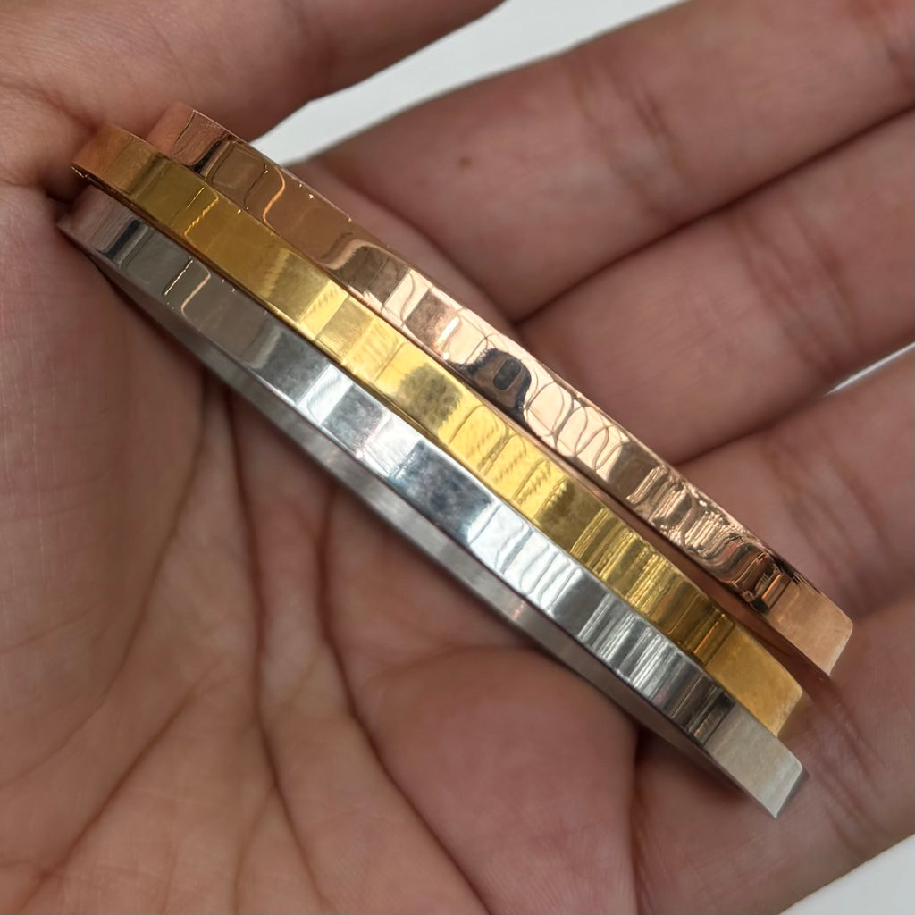 Plain bangle