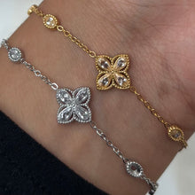 Load image into Gallery viewer, Sienna Floral Bracelet

