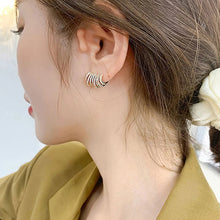 Load image into Gallery viewer, Claw Stud Earrings - Dainty Fall Earrings
