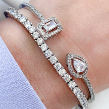 Load image into Gallery viewer, Freya Bridal Bangle
