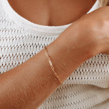 Load image into Gallery viewer, Paperclip Chain bracelet

