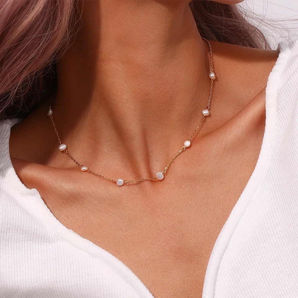 Genuine Natural Freshwater Pearl Necklace | Dainty 14k Layer Gold Necklace
